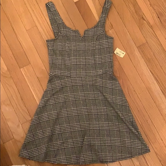 Super cute skater dress!! - Picture 1 of 4
